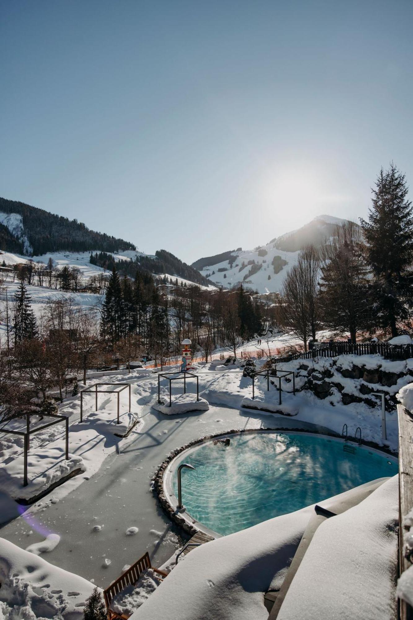 Theresi Appartements Saalbach-Hinterglemm Exterior photo